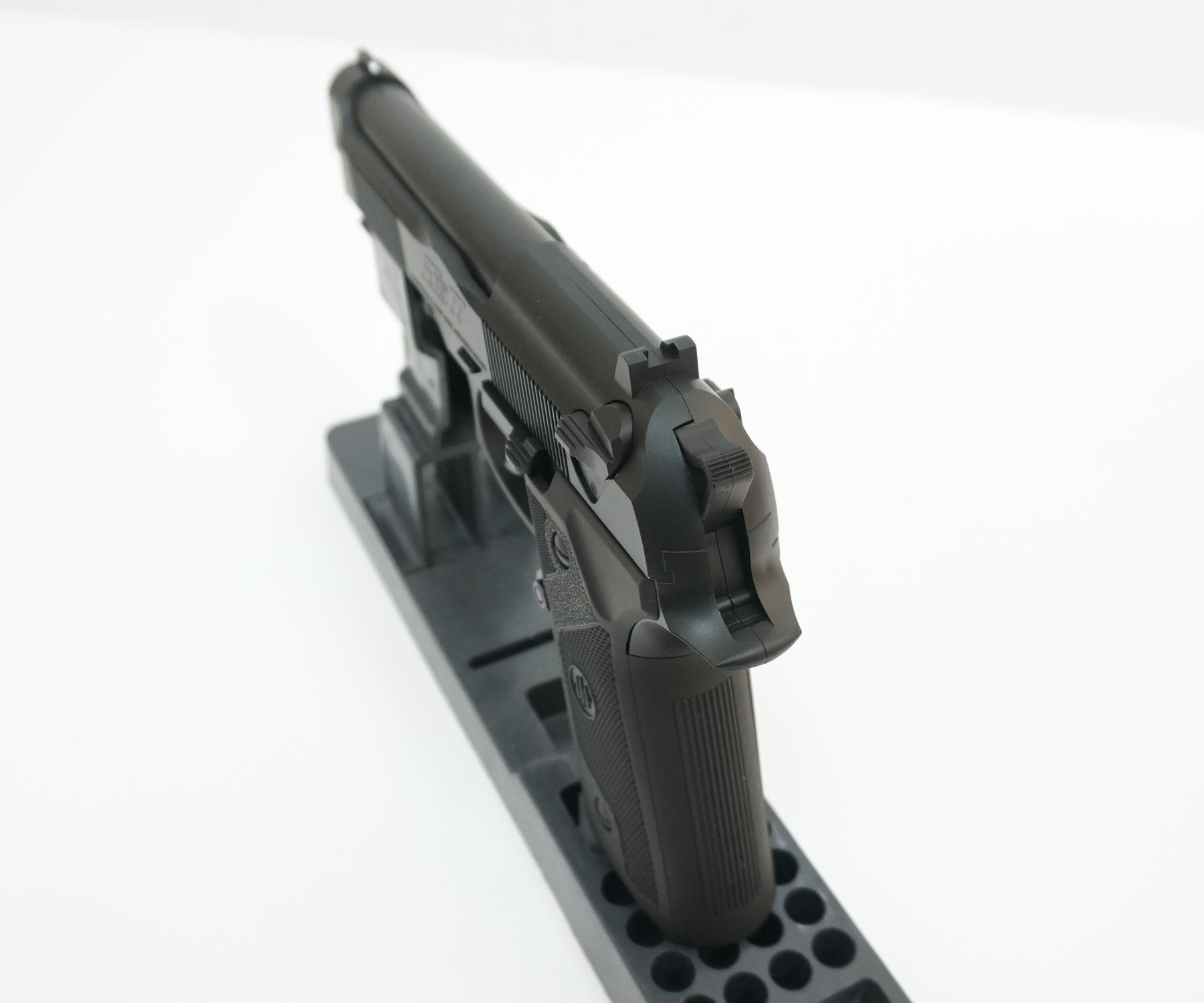 Пневматический пистолет Umarex Beretta Elite II, изображение 9