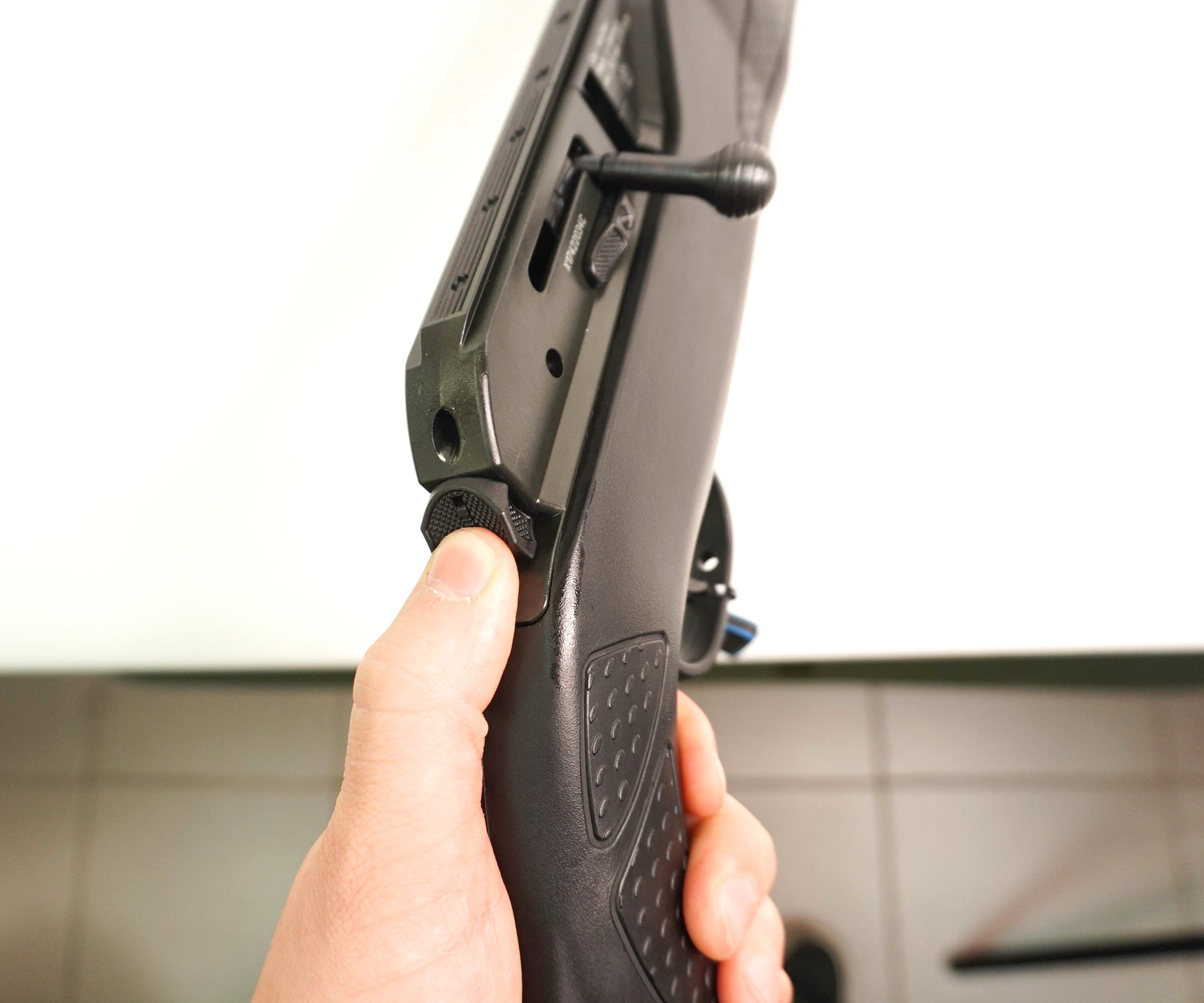 Пневматическая винтовка Umarex Walther 1250 Dominator FT (PCP, 3 Дж, прицел 8-32x56), изображение 5